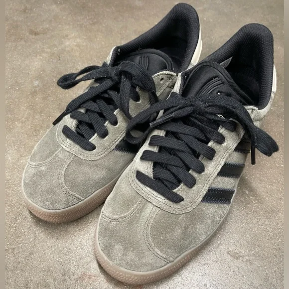 adidas gazelle silver green womens Adidas Gazelle Indoor
